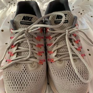 Nike Women’s Sneakers Size 9.5